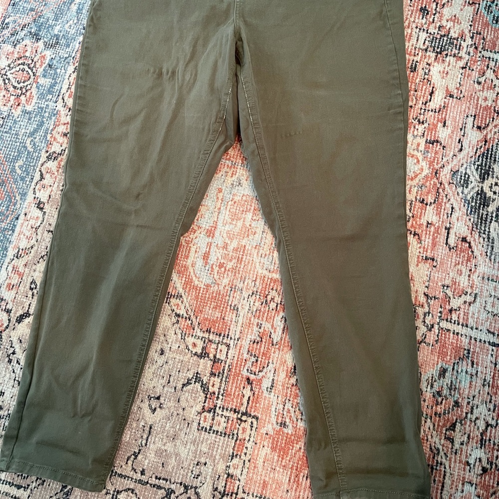 Maurices hunter green skinny jeans